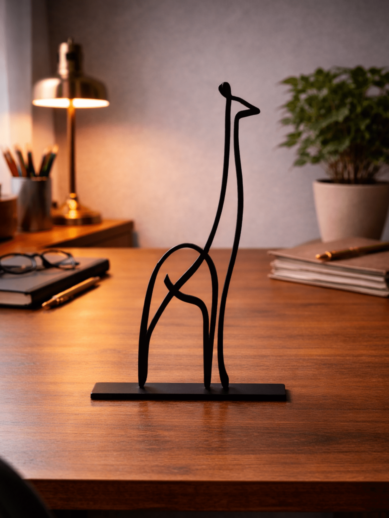 “Giraffinity” Метална Декорация за Бюро - Deco Cut | Луксозен Метален Декор