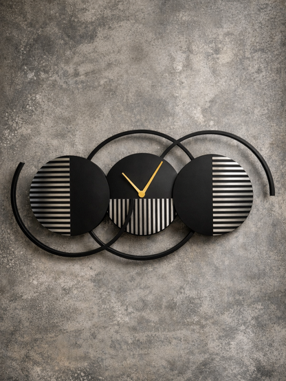 “ECHO” Modern Metal Wall Clock